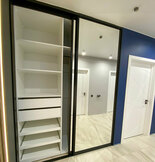 Встроенный шкаф-купе в прихожей На рисунке изображено наполнение встроенного шкафа-купе